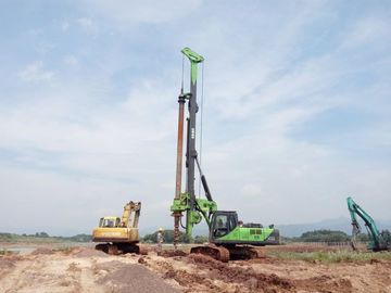 150 KN.M Maks Tork KR150C 52m İçin Delinmiş Kazık Sondajı Maksimum Sondaj Derinliği Kazık Kazıkları Makinesi