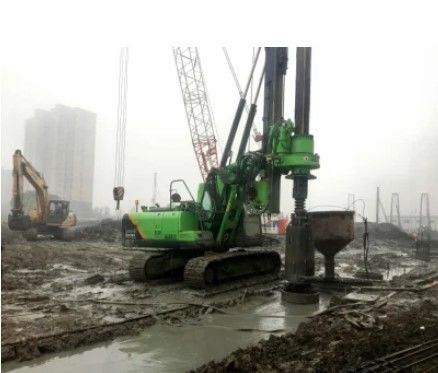 Jiangsu Hydraulic Piling Rig, 4300mm çalışma genişliği 20mm maksimum yığın derinliği ve temel kurulumu için hidrolik joystick kontrolü